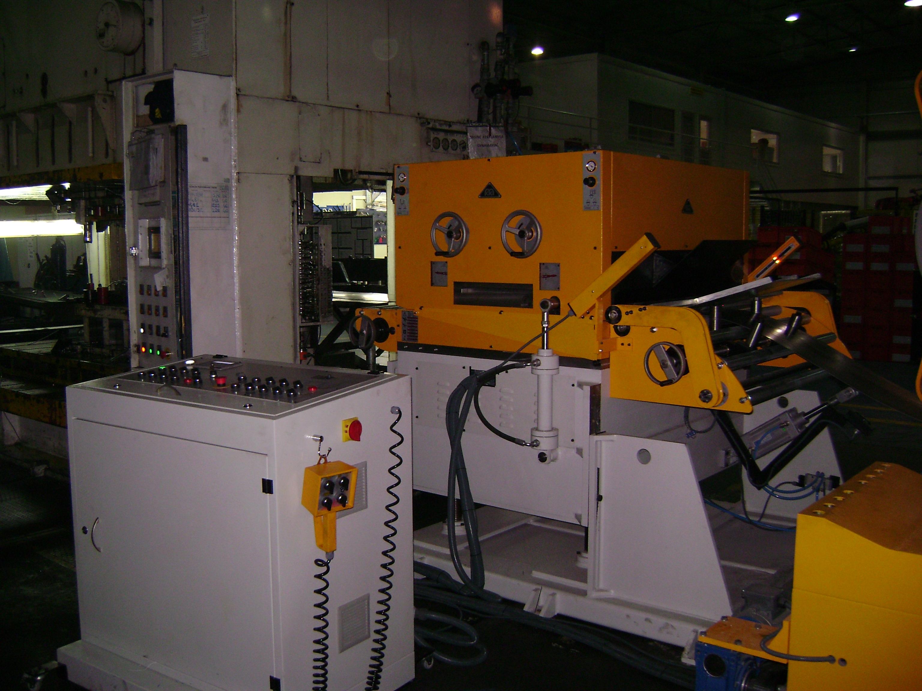 ЛИНИИ ШТАМПОВКИ ДЛЯ ИЗГОТОВЛЕНИЯ АВТОМОБИЛЬНЫХ ЗАПЧАСТЕЙ 