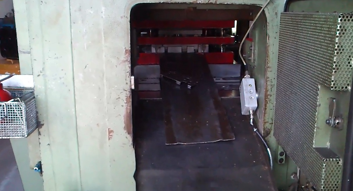 ЛИНИИ ШТАМПОВКИ ДЛЯ ИЗГОТОВЛЕНИЯ ЗАМКОВ